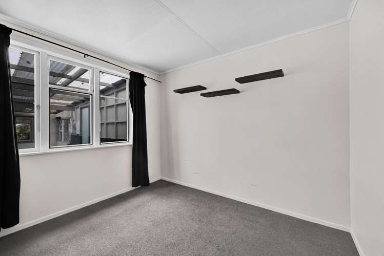 8 George Street Hawera_17