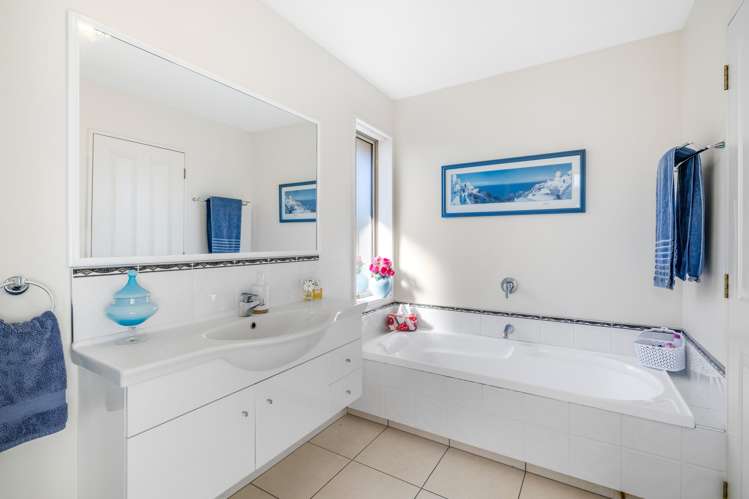 49 Awatea Gardens Wigram_8