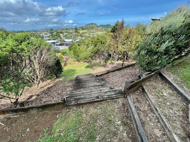 30 Manukau Road Raglan Town_19