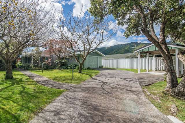 52 Rewarewa Crescent Waikanae_1