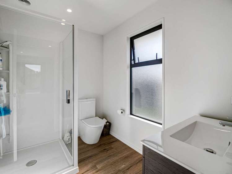 9 Collisson Street Leeston_18