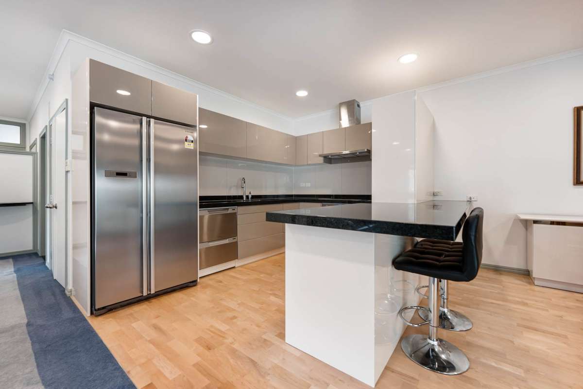 32A/88 Cook Street_1