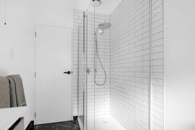 320 Memorial Avenue 1407_1