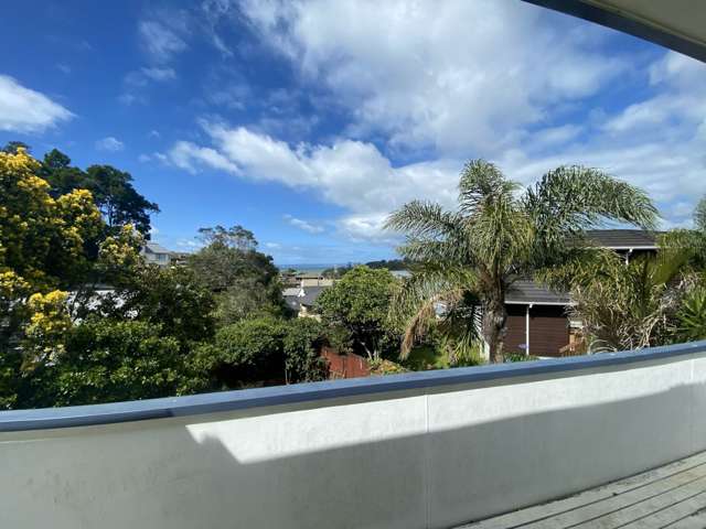 8 Eleanor Place Blockhouse Bay_2