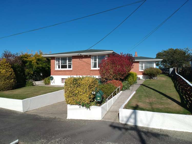 42 Glendale Crescent Holmes Hill_14