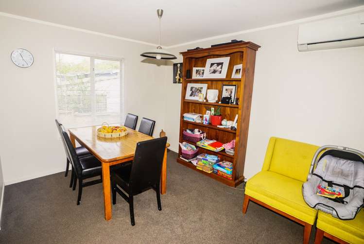 4 Taranui Place Henderson_12