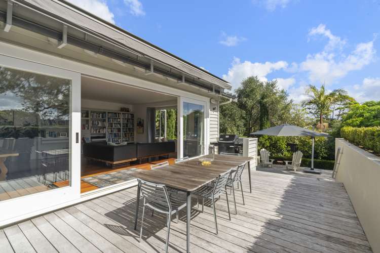 19 North Avenue Narrow Neck_8