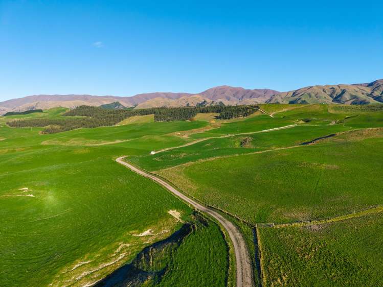 744 Motukaika Road Maungati_26
