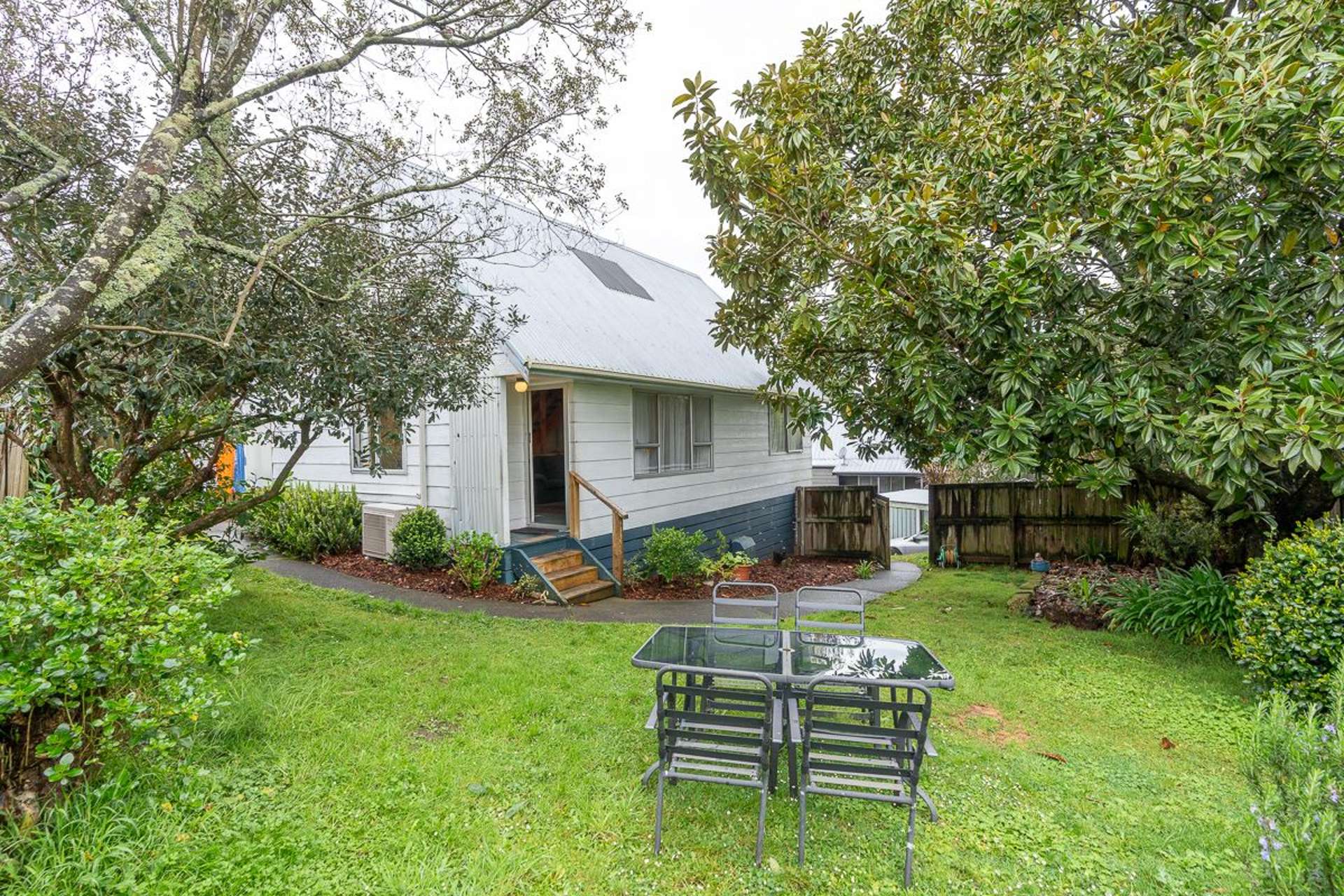 52b Pelorus Street Glenview_0