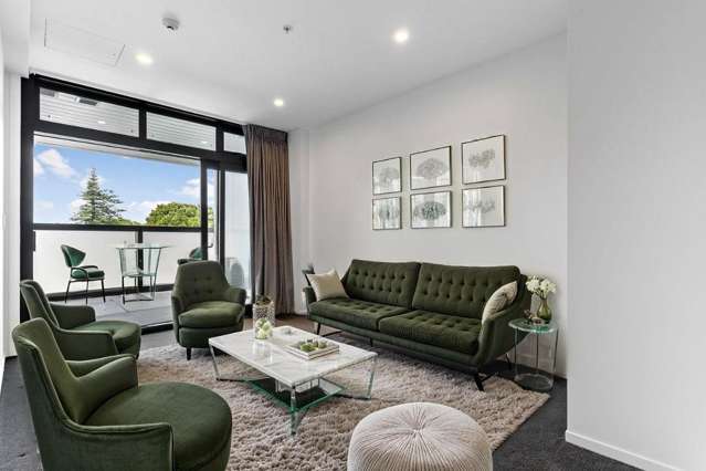 Dual Key Apartment + 2 Basement Parks - DGZ