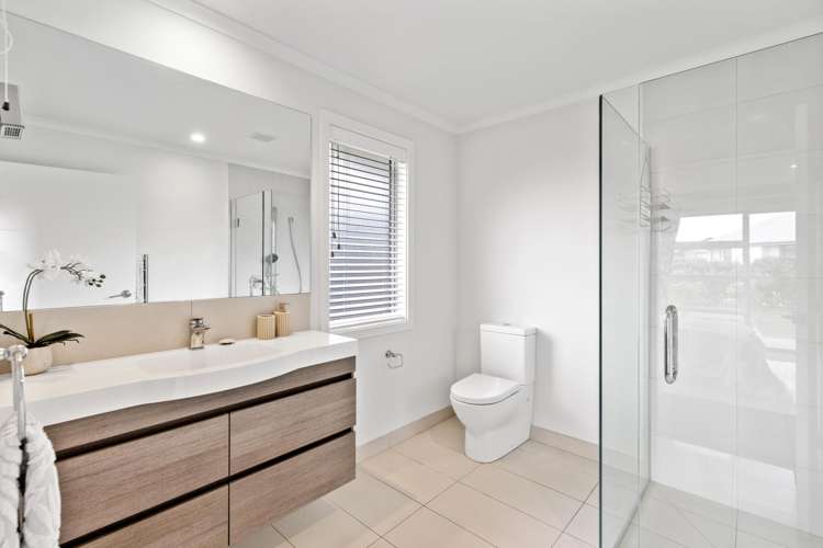 45 Vernon Drive Lincoln_12