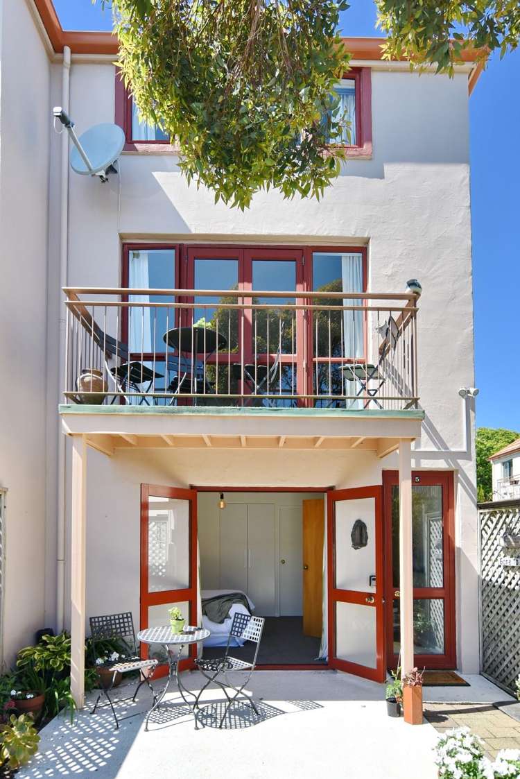 5e Church Street Akaroa_11