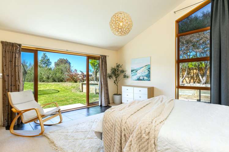 66 Fairbourne Drive Fairhall_17
