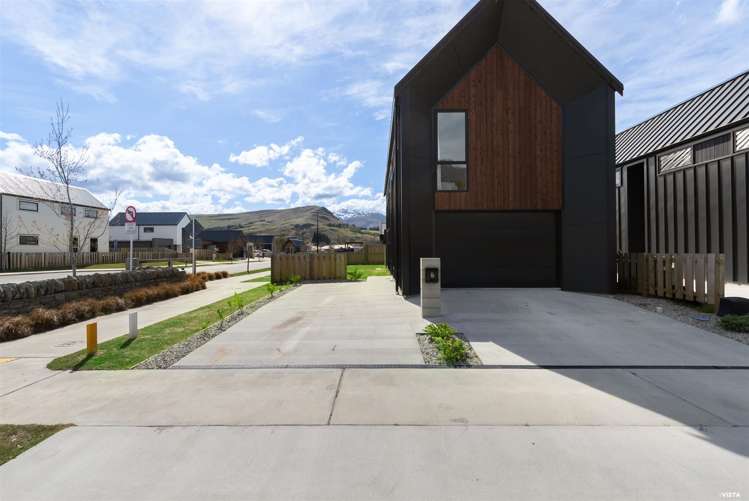 18 Lorne Street Dalefield/Wakatipu Basin_17