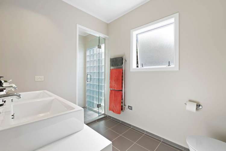 5 Parr Terrace Castor Bay_21