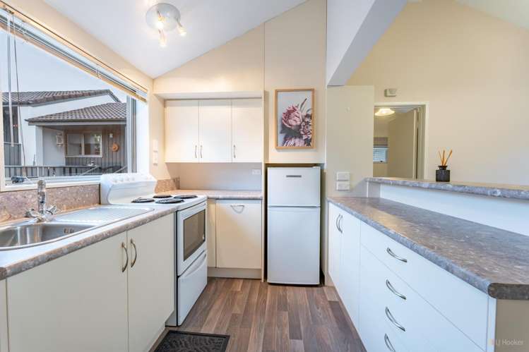 Cottage 10/6 Glenwood Avenue_4