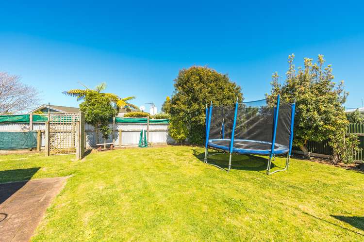 51 Oxford Road Springvale_13