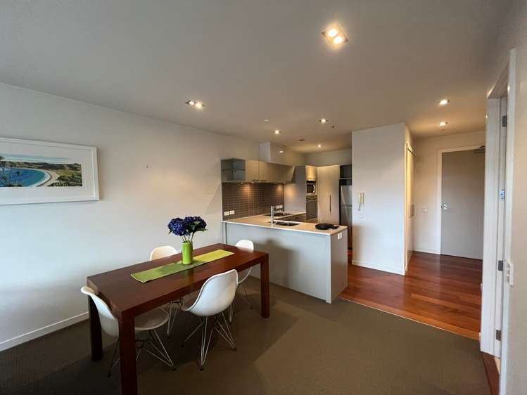 2D/11 Pakenham Street East Auckland Central_6