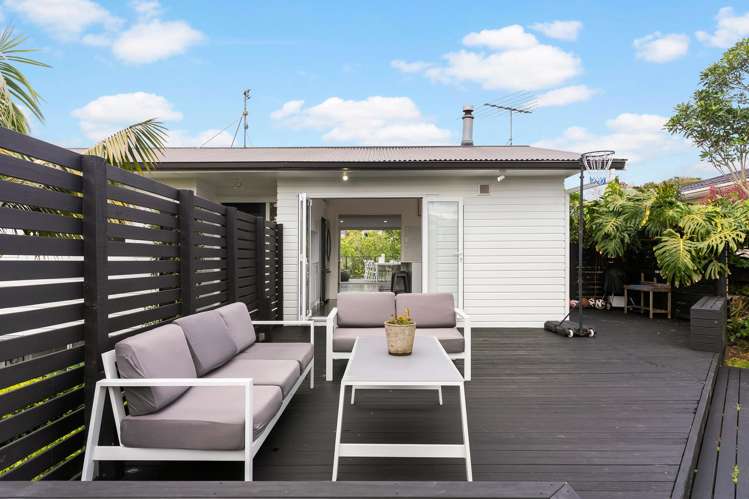 29 Trelawn Place Cockle Bay_18