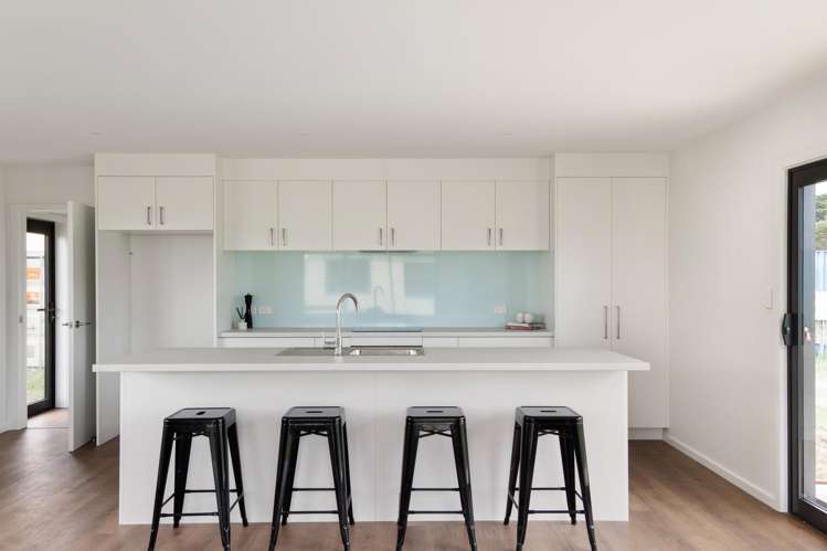 ECT/16 Commerce Place Awapuni_6