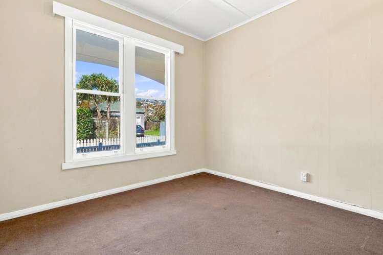 11 Coburn Avenue North East Valley_12