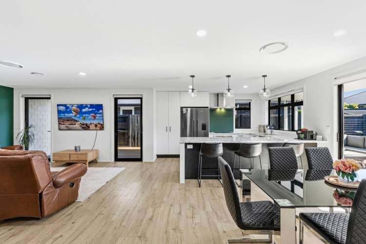 32 Lockerbie Street 10767_6