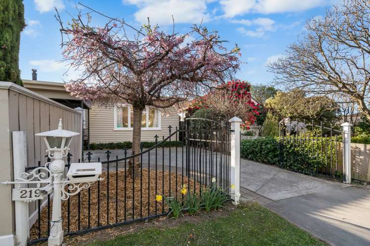 1/2 Barrington Street Somerfield_16