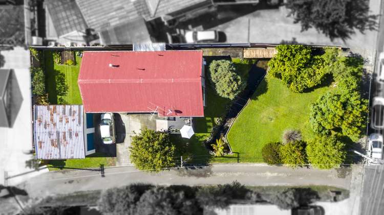 17 Forest Road Pinehaven_22