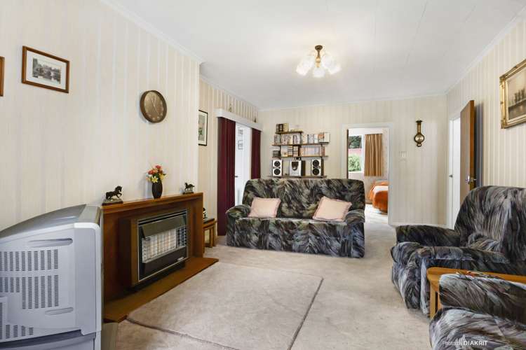 156 Queens Drive Lyall Bay_1