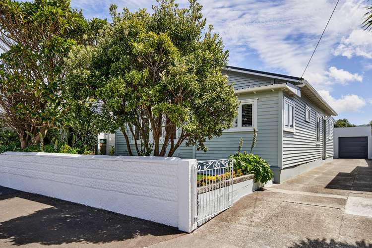 11 Tory Street Petone_22