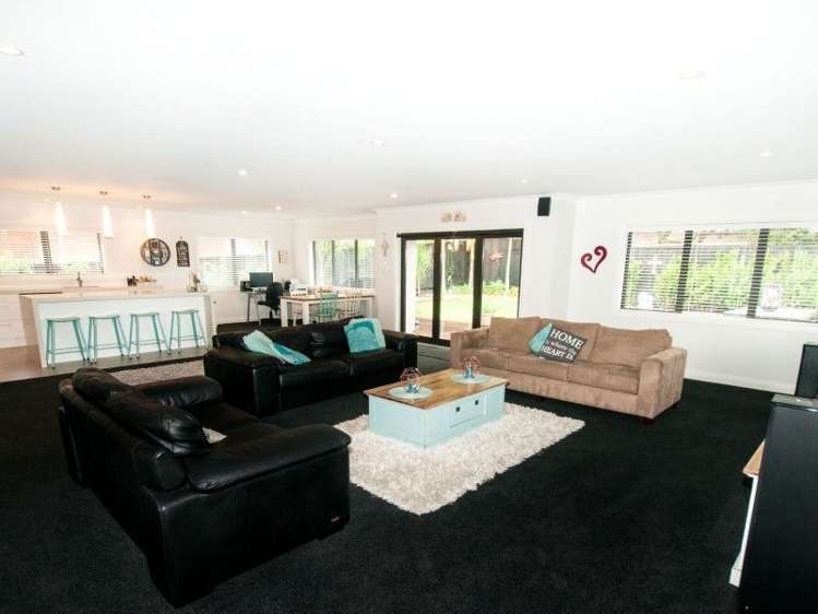 109 Bond Crescent Forrest Hill_2