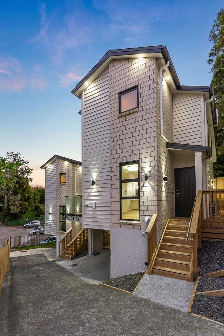 2/17B Eastglen Road Glen Eden_13