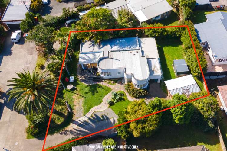 886 Mount Eden Road_0