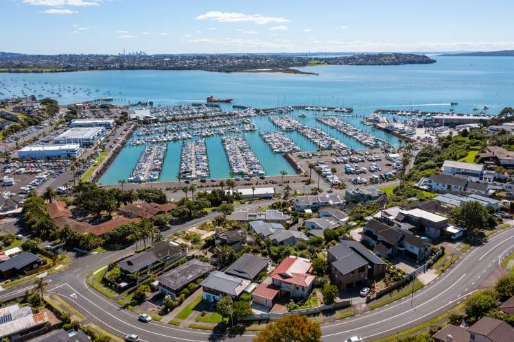 2/89 Takutai Avenue Half Moon Bay_36