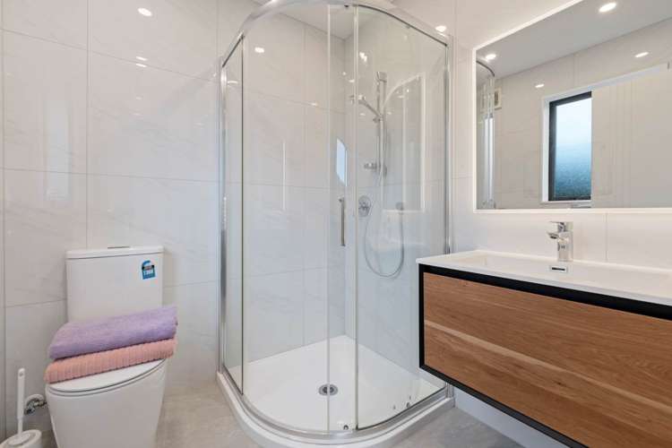 39A Gosford Drive Botany Downs_16
