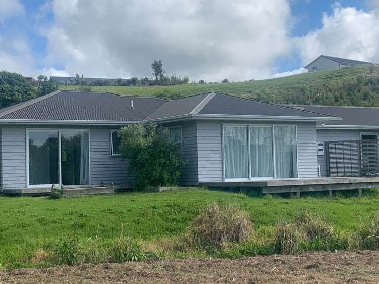 2/112E Black Swamp Road Mangawhai_1