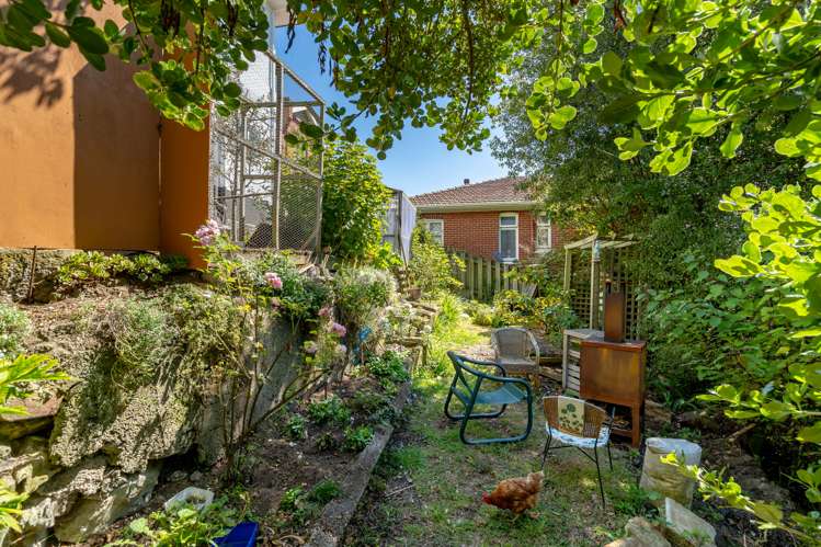 63 Easther Crescent Kew_29