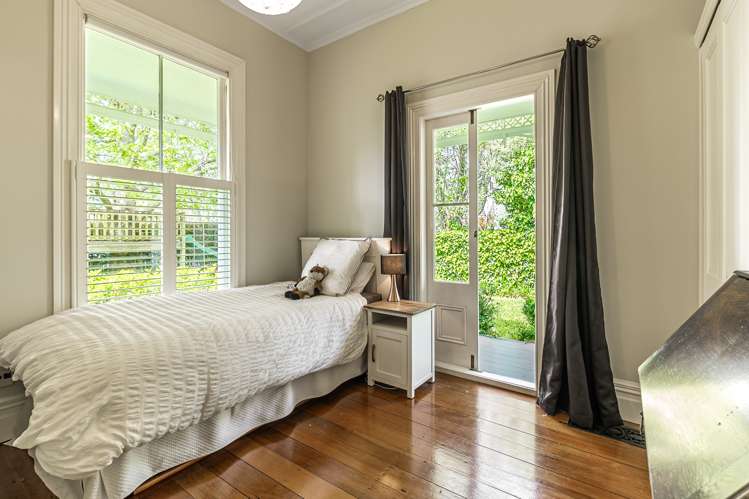 11 Summer Street Stanley Point_10