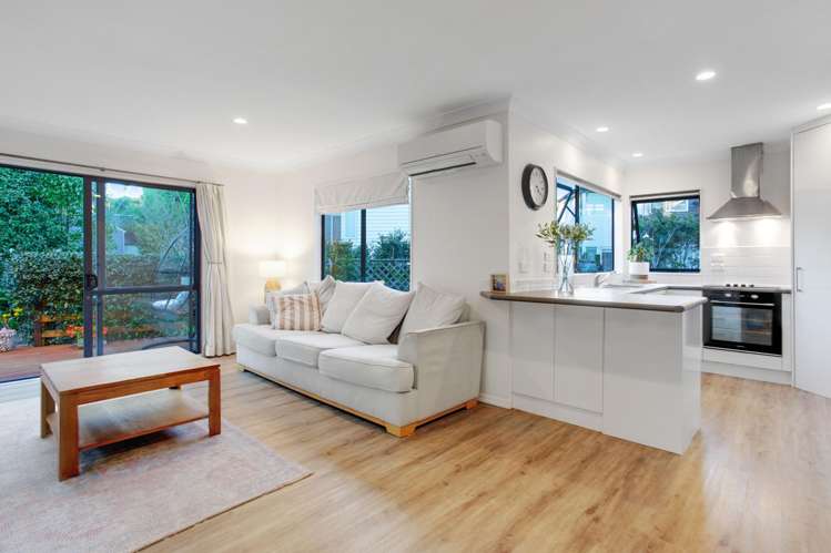 3/6a Botany Road Howick_11