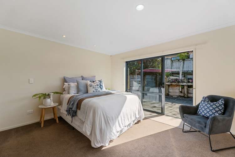 11 Hawk Place Welcome Bay_9