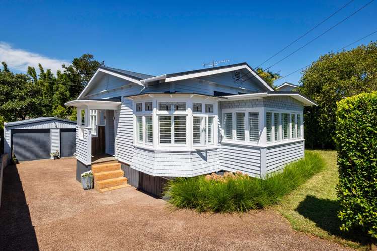 7 Thomas Avenue Mount Albert_24