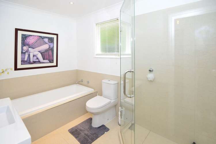 29 Marina Road Torbay_9