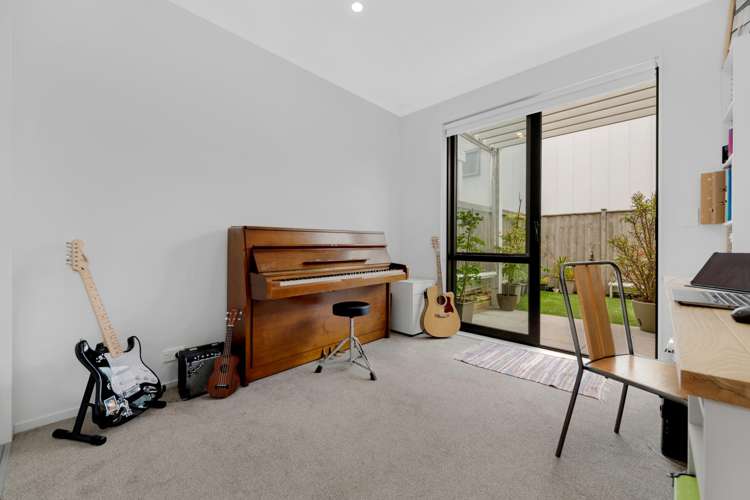 7 Bonnette Road Flat Bush_18