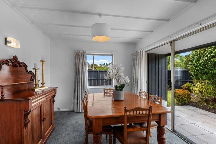 2/7 Highgate Avenue Merivale_5