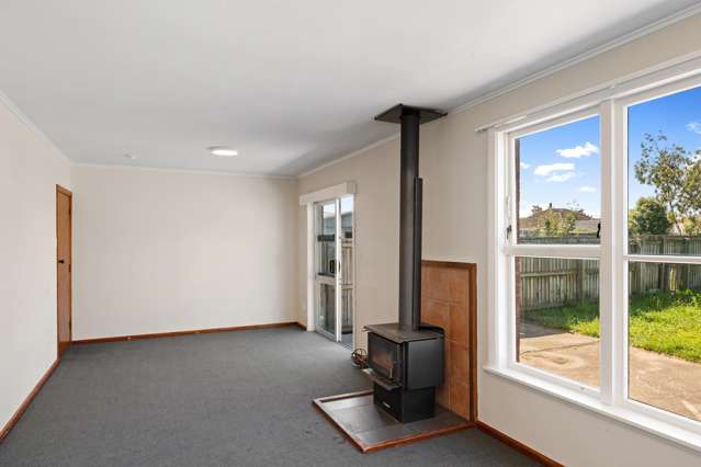 3 and 5 Solent Place Aranui_2