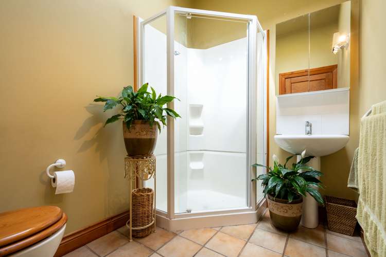 27 Canongate Dunedin Central_12