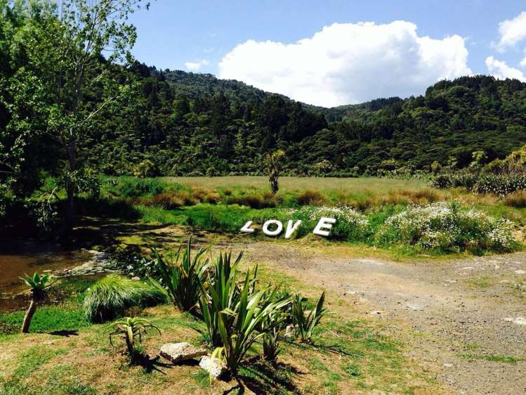 127 Bethells Road Waitakere_29