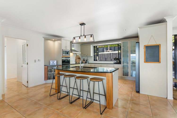 1200 Hikuai Settlement Road Pauanui_10