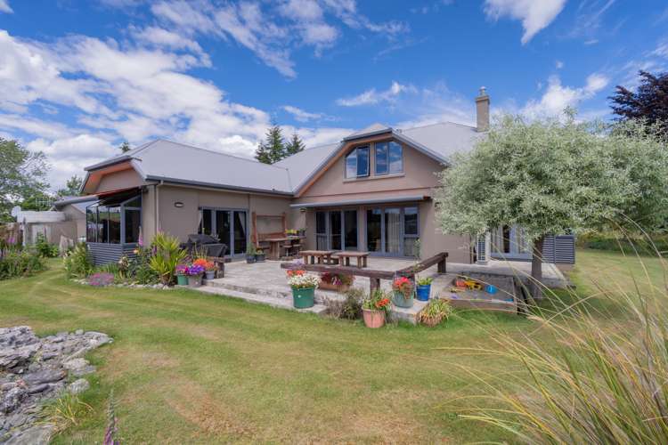 615A Te Anau Mossburn Highway Te Anau_16