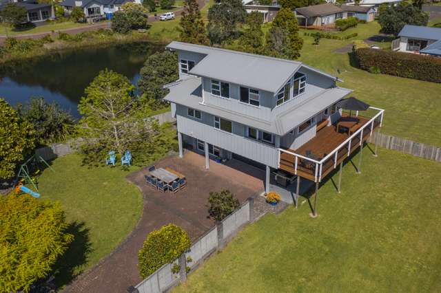 14 Holland Close Pauanui_2